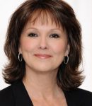 Linda_Smith_team_780x900 Linda_Smith_team_780x900